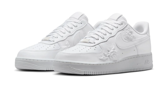 Nike Air Force 1 '07 Low-Top Sneakers – Triple White | DD8959-100