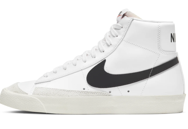 Nike Blazer Mid '77 Vintage – White Leather & Black Swoosh Sneaker